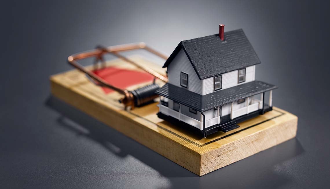 Fraudes no mercado imobiliário: saiba como evitar e garantir uma negociação segura