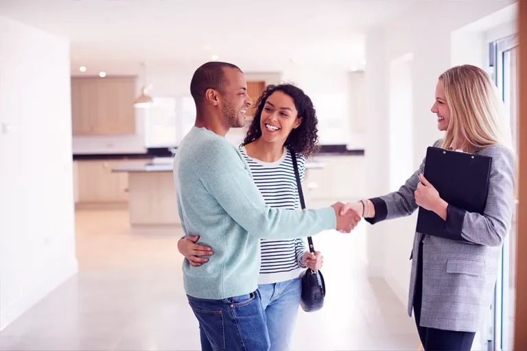 4 benefícios de contar com a ajuda de um corretor de imóveis